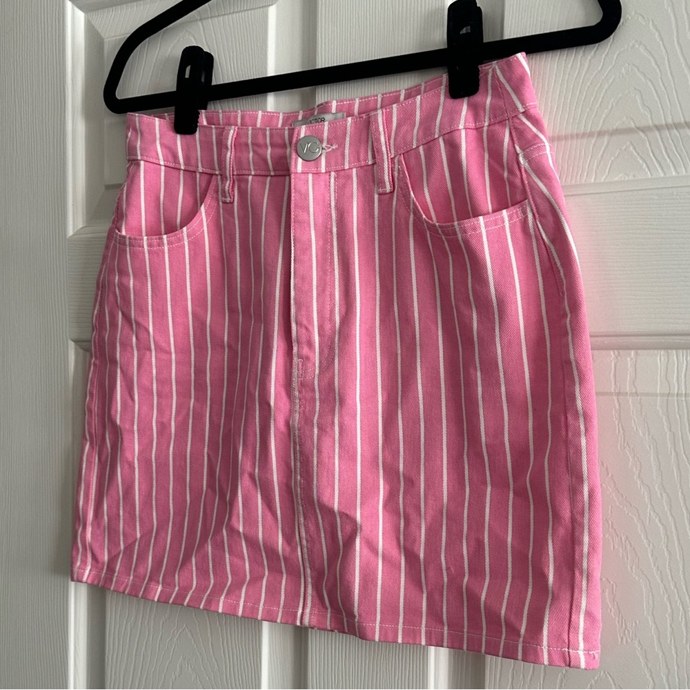 Victor Glemaud for Target “Barbiecore” Pink Demin Skirt 4 US